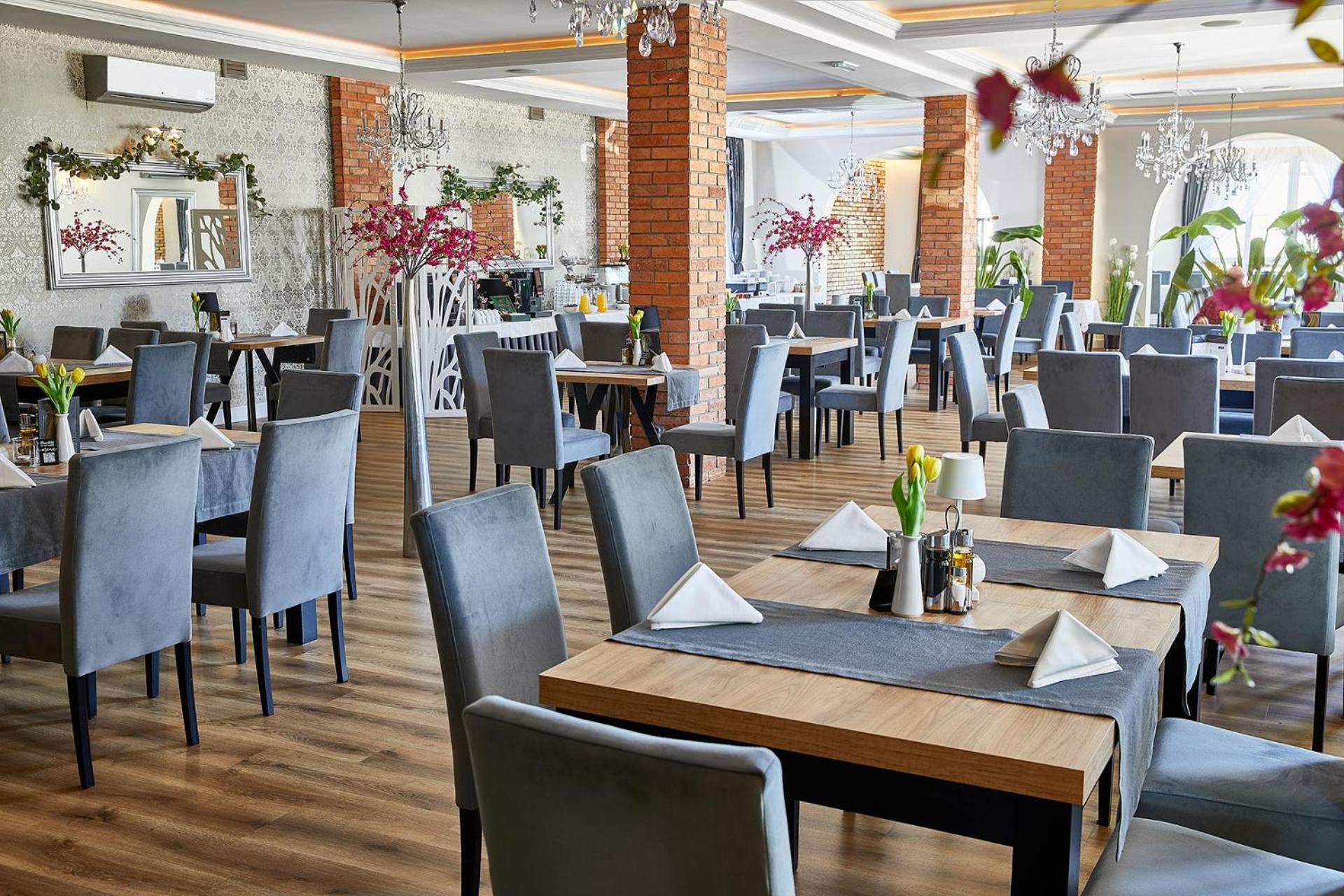 Hotel Baranowski Slubice  Bagian luar foto